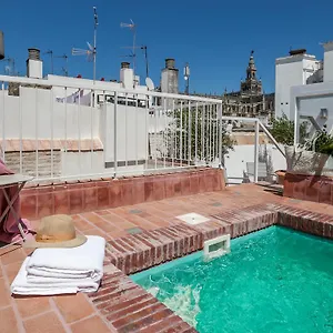 Apartment Tomas Ibarra Pool & Luxury, Seville